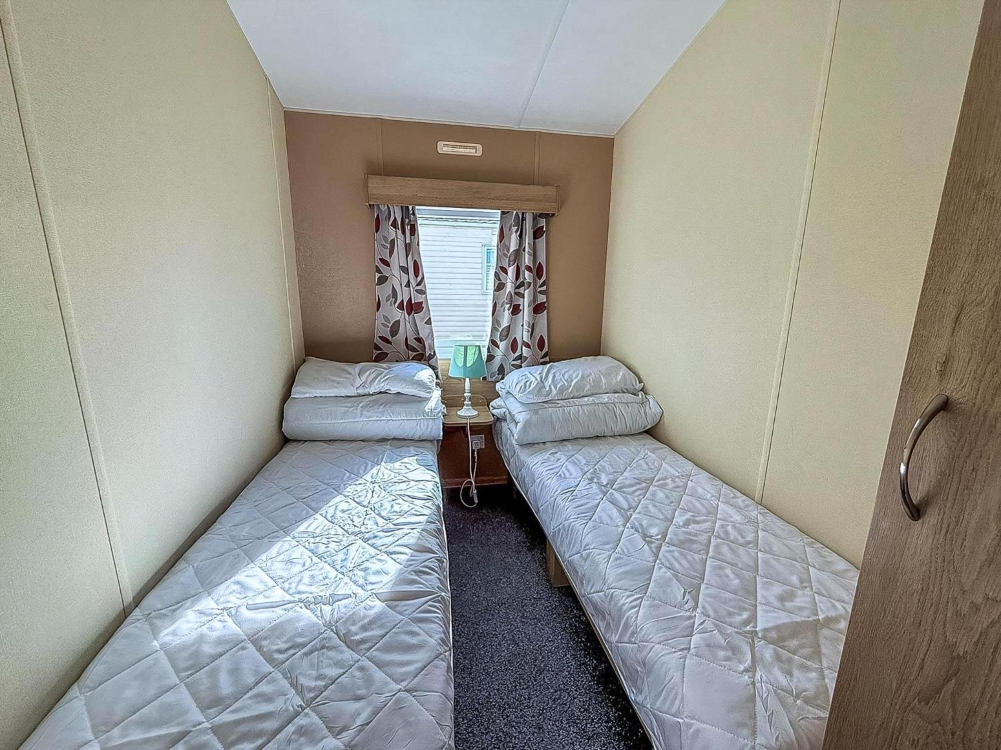 Lovely 6 Berth Caravan At Sunnydale Holiday Park Ref 35375S 라우스 외부 사진